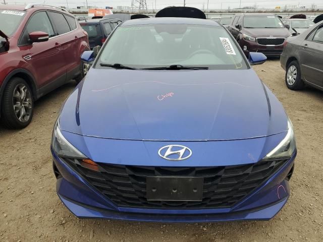 2021 Hyundai Elantra SE