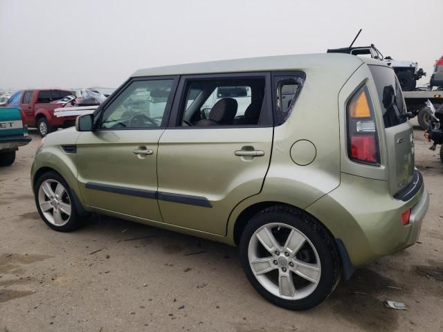 2011 KIA Soul +