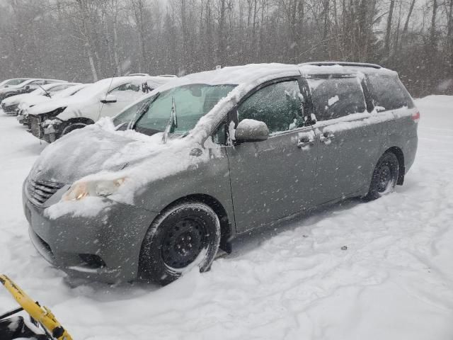 2011 Toyota Sienna LE