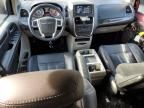 2014 Chrysler Town & Country Touring L