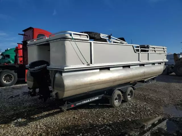 2001 Suntracker Boat With Trailer