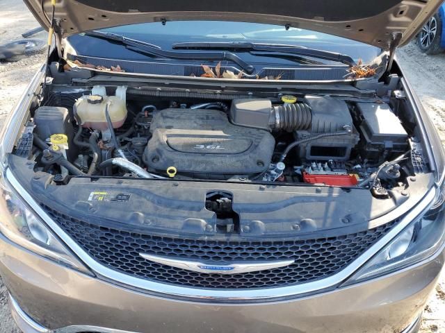 2018 Chrysler Pacifica Touring L Plus