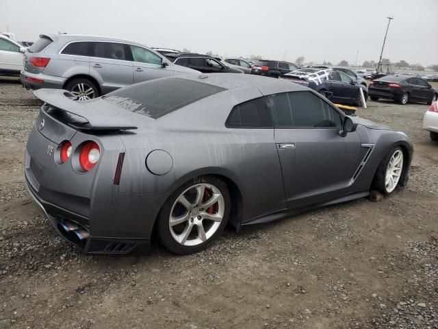 2017 Nissan GT-R Premium