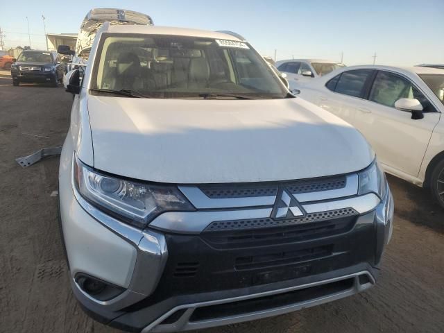 2020 Mitsubishi Outlander SE