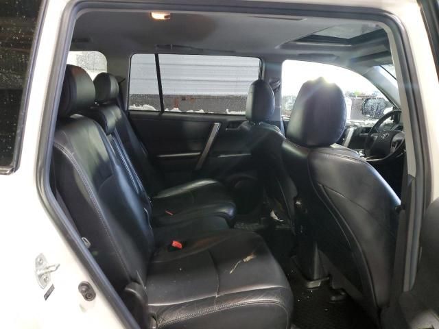 2013 Toyota Highlander Base