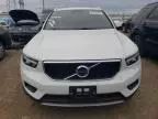 2019 Volvo XC40 T5 Momentum