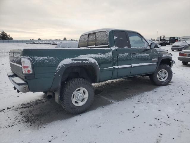 2000 Dodge RAM 2500