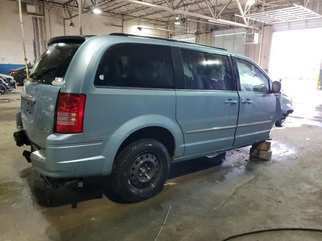 2009 Chrysler Town & Country Touring