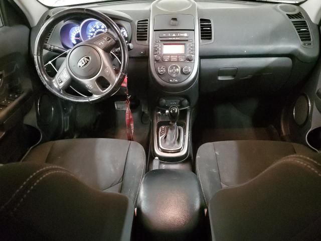 2013 KIA Soul +