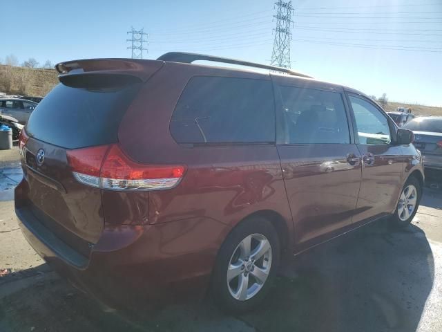 2012 Toyota Sienna LE