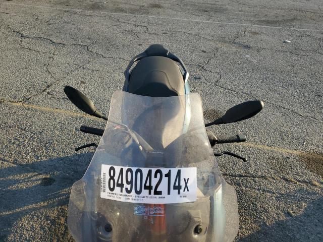 2023 Piaggio MP3 530 Exclusive