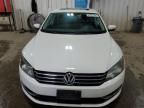 2014 Volkswagen Passat SE