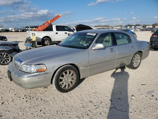 2008 Lincoln Town Car Signature Limited