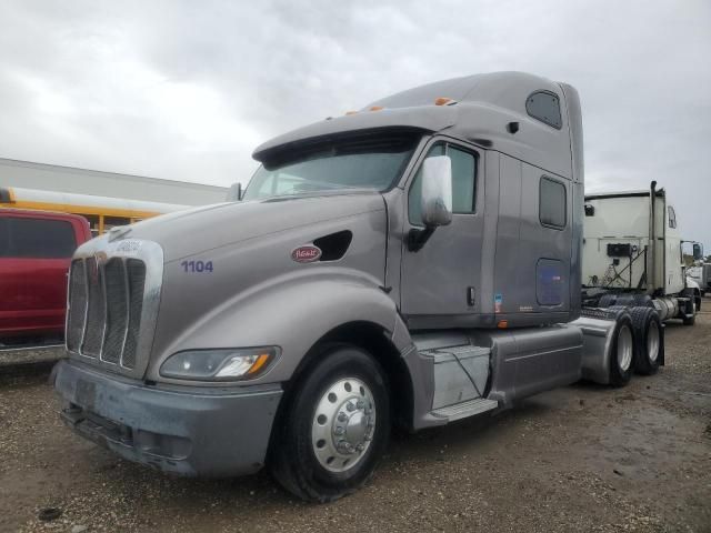 2010 Peterbilt 387