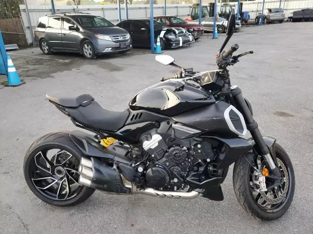 2023 Ducati Diavel V4