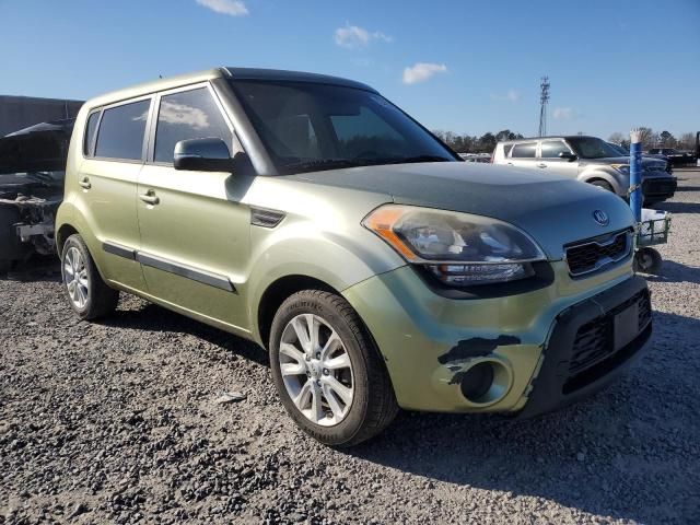 2013 KIA Soul +