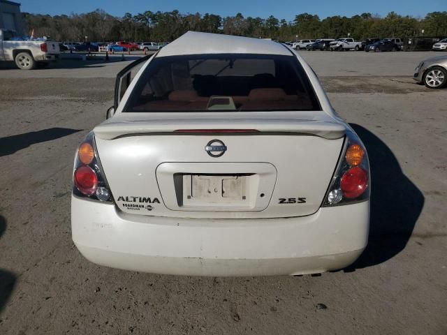 2002 Nissan Altima Base