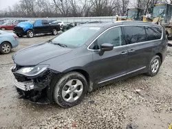 Salvage cars for sale at Franklin, WI auction: 2017 Chrysler Pacifica Touring L Plus