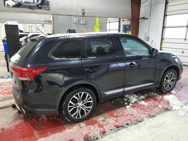 2016 Mitsubishi Outlander SE