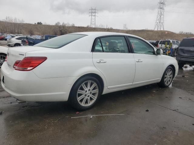 2005 Toyota Avalon XL