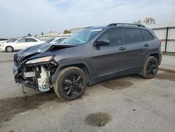 Vehiculos salvage en venta de Copart Bakersfield, CA: 2018 Jeep Cherokee Latitude