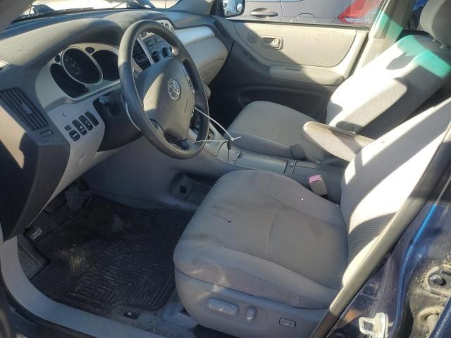 2004 Toyota Highlander Base