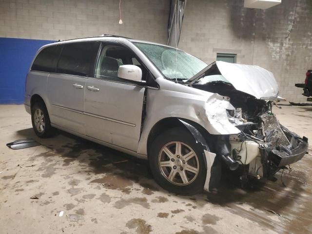 2010 Chrysler Town & Country Touring Plus