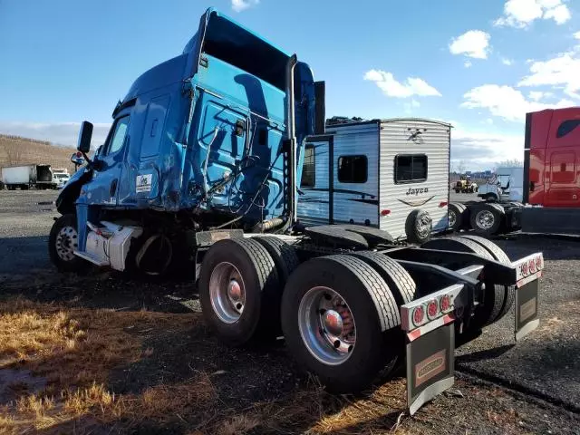 2015 Freightliner Cascadia 125