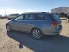 2016 Volkswagen Golf Sportwagen S