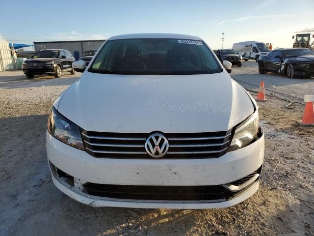 2015 Volkswagen Passat S