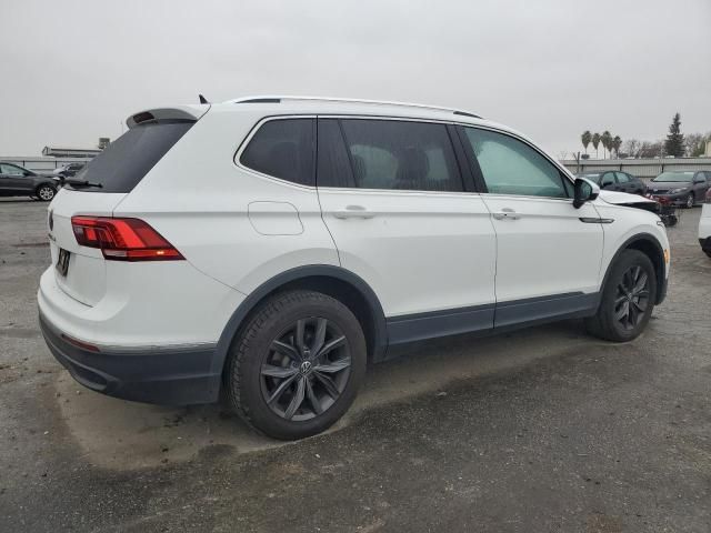 2022 Volkswagen Tiguan SE