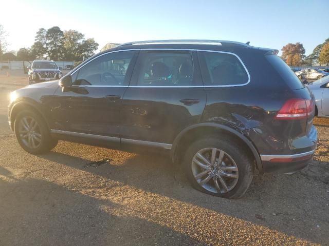 2016 Volkswagen Touareg Sport