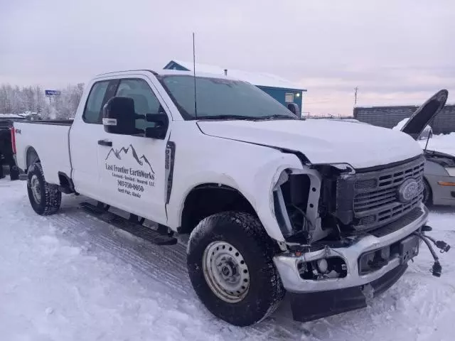 2023 Ford F350 Super Duty