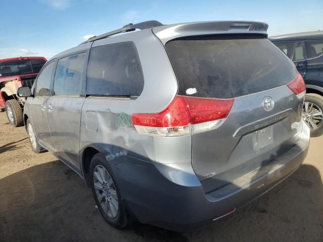 2012 Toyota Sienna XLE