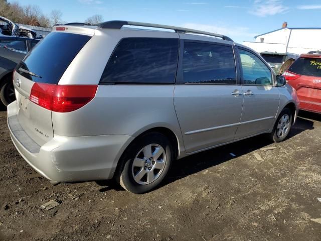 2004 Toyota Sienna CE