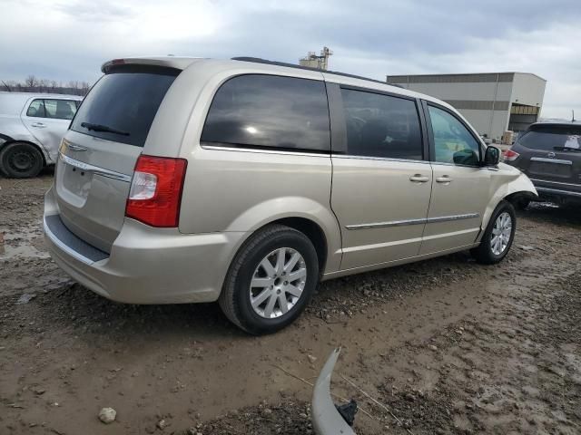 2016 Chrysler Town & Country Touring