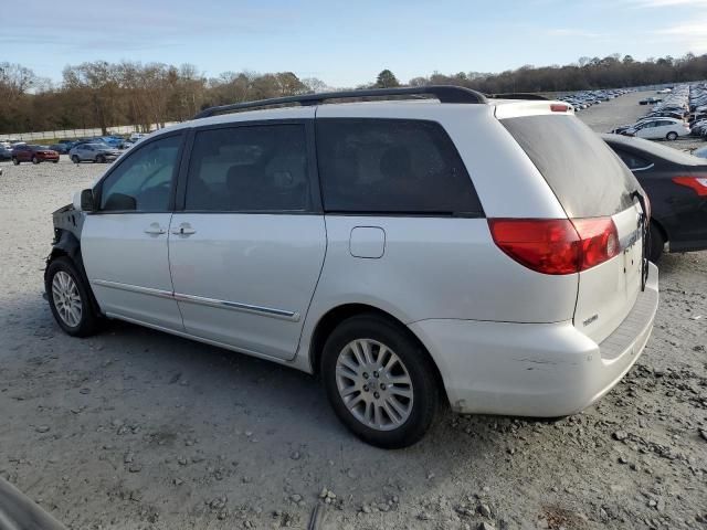 2007 Toyota Sienna XLE