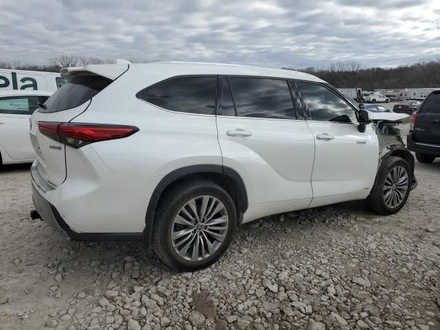 2021 Toyota Highlander Hybrid Platinum