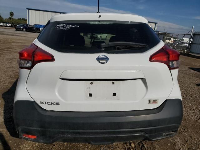 2019 Nissan Kicks S