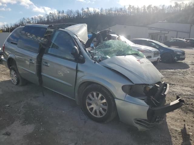 2003 Chrysler Town & Country LX