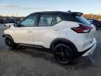 2022 Nissan Kicks SR