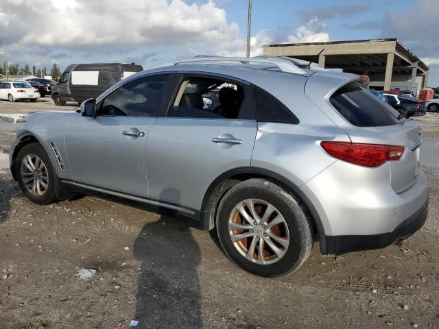 2011 Infiniti FX35