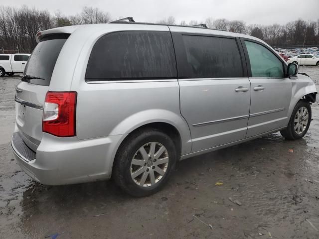 2011 Chrysler Town & Country Touring L