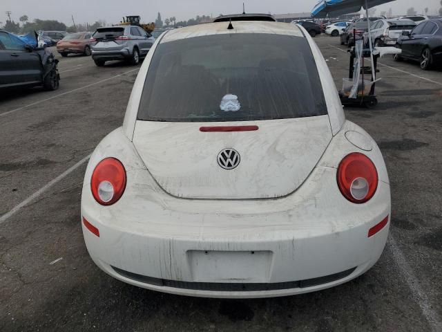 2010 Volkswagen New Beetle