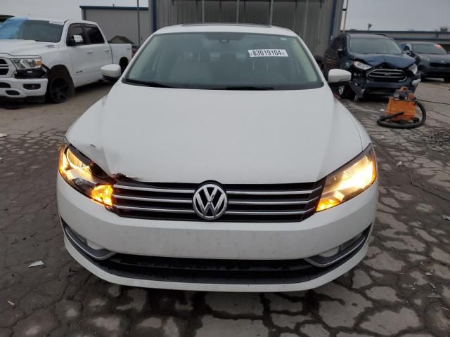 2015 Volkswagen Passat SE