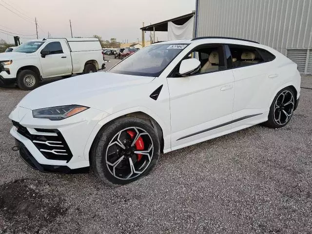 2022 Lamborghini Urus