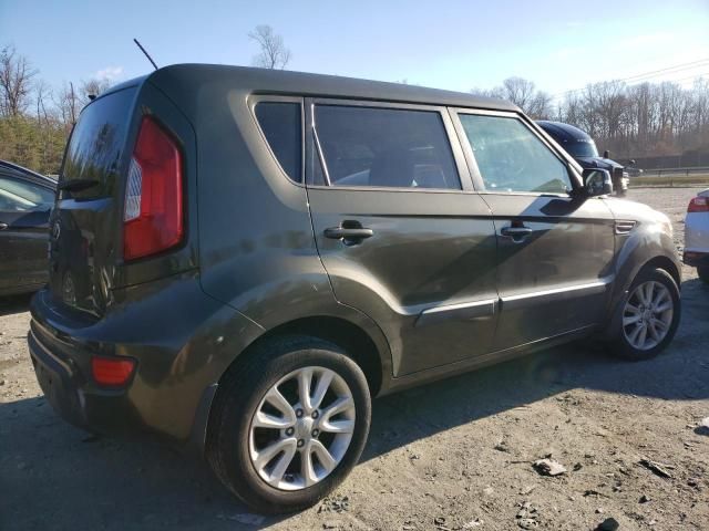 2013 KIA Soul +