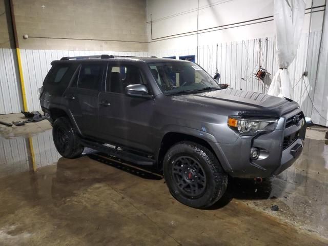 2023 Toyota 4runner SE