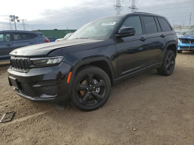 2024 Jeep Grand Cherokee Laredo