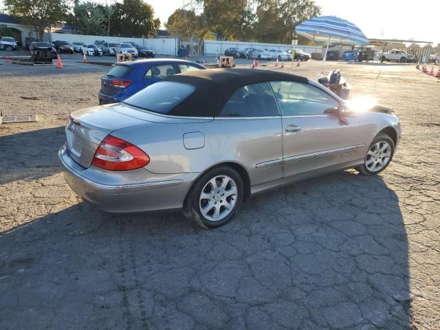 2005 Mercedes-Benz CLK 320